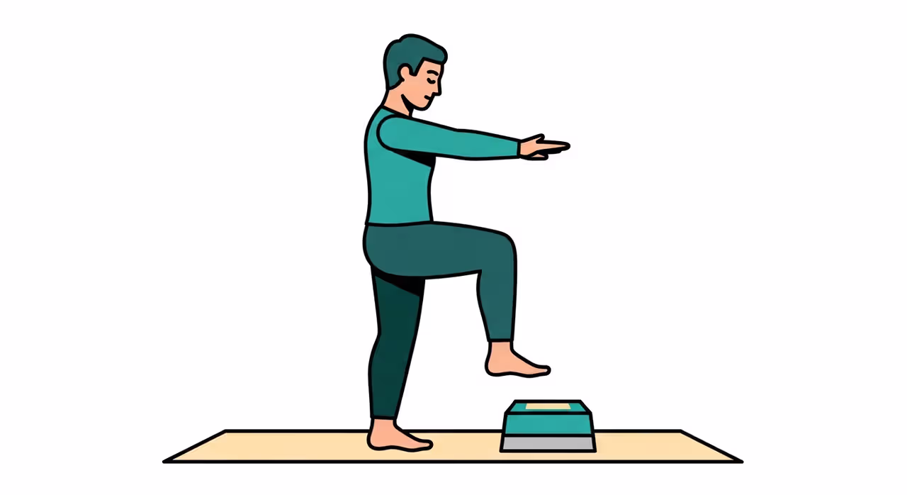 Illustration des Step-Downs bei Wanderknie: stehend auf einer Stufe, langsames Absenken des anderen Beins